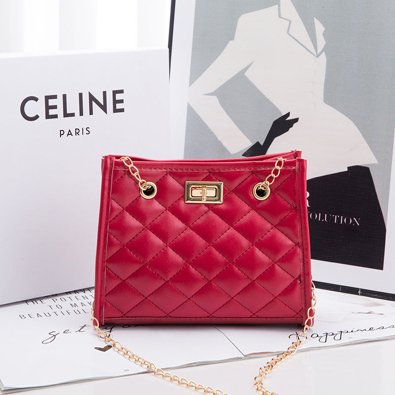 Small Chain Shoulder Bag