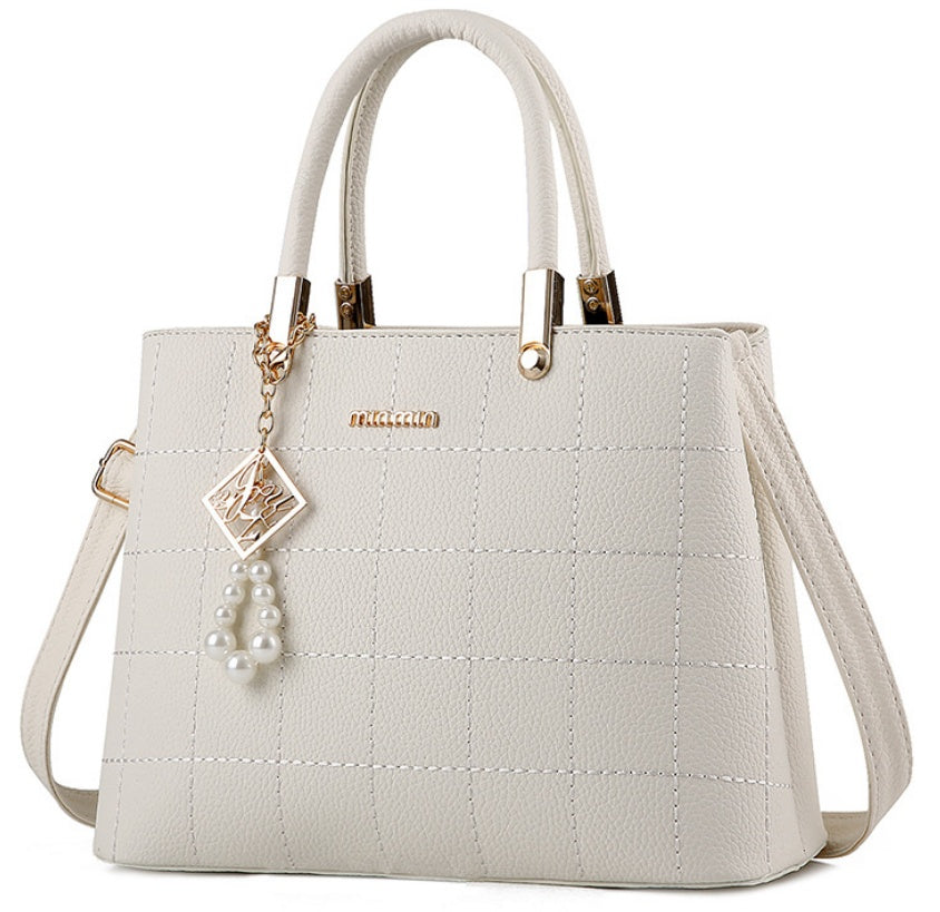 Pearl Tassel Handbag