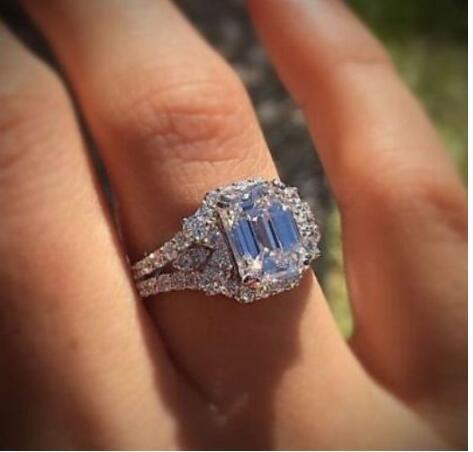 Silver Princess Zircon Ring