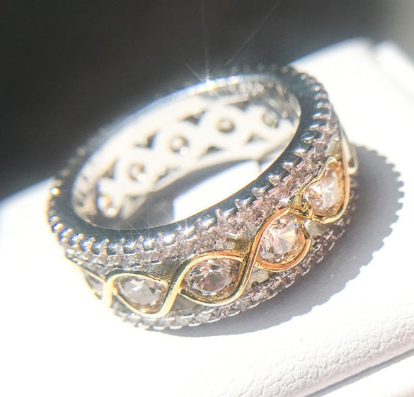 Elegant Zircon Promise Ring