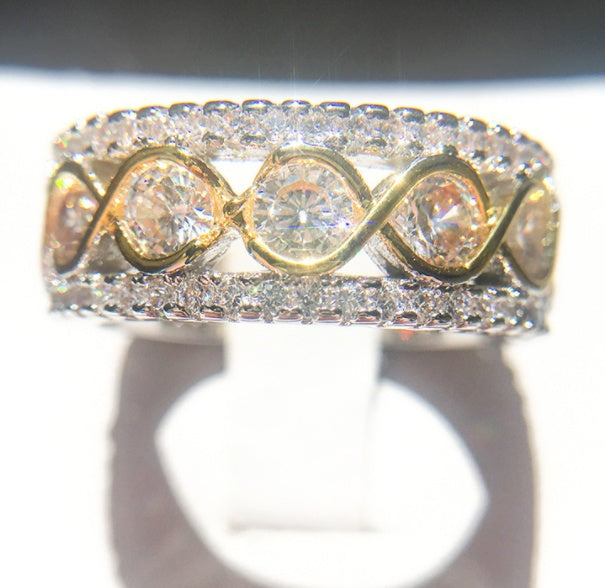 Elegant Zircon Promise Ring