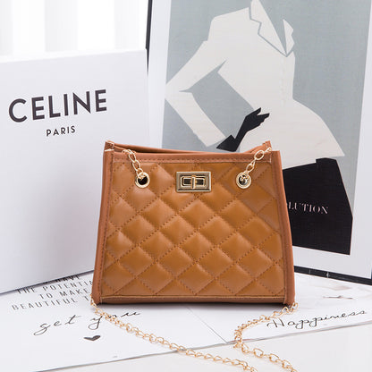 Small Chain Shoulder Bag